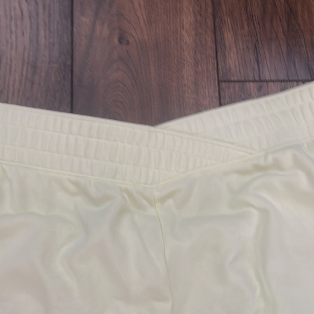 Under armor rival yellow Terry shorts casual women’s plus size 2X - Picture 5 of 8